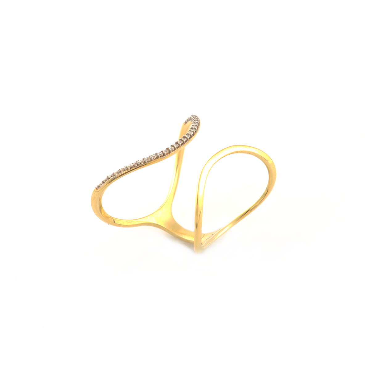 Anel em ouro amarelo 18K com diamantes