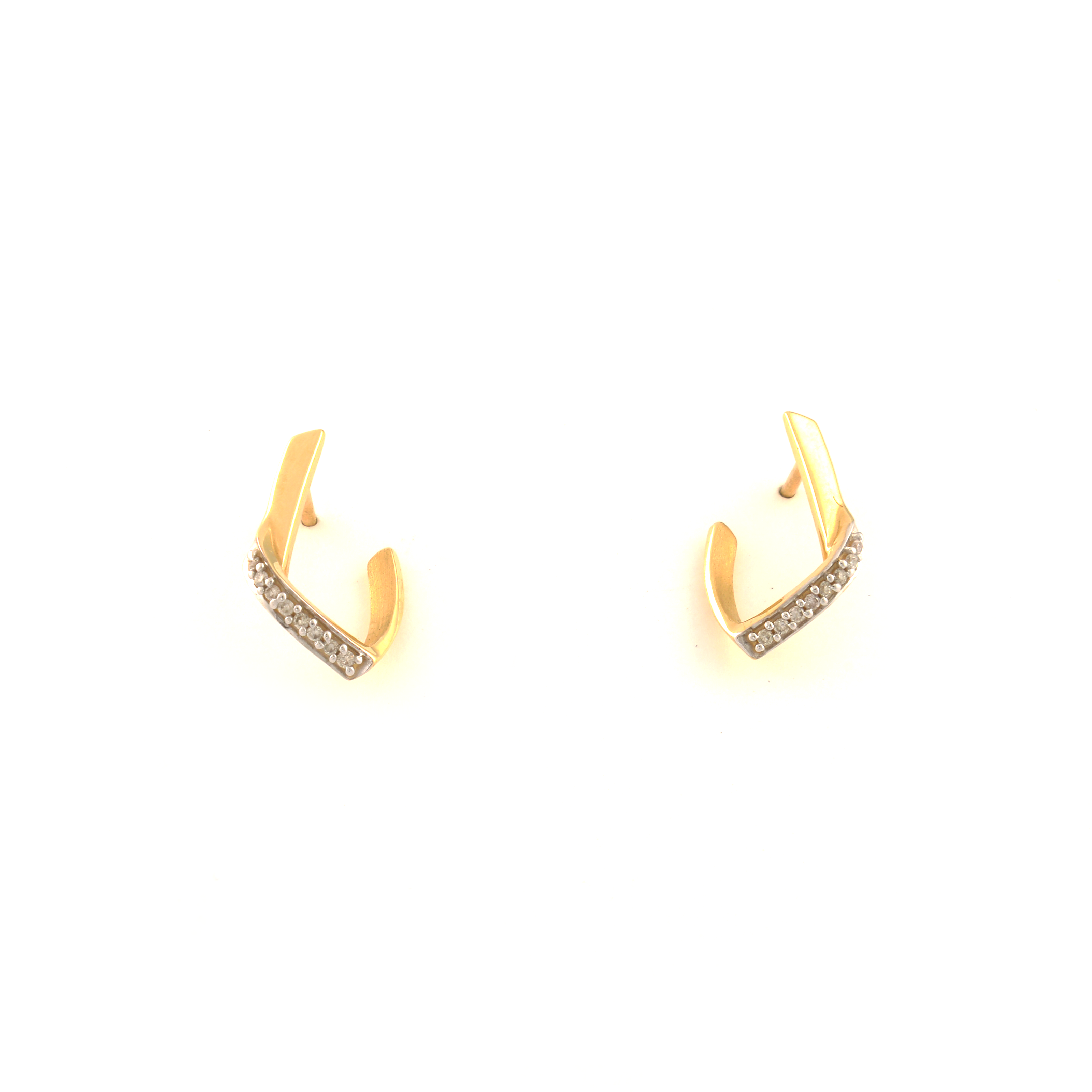 Par de brincos em ouro amarelo 18K com diamantes 