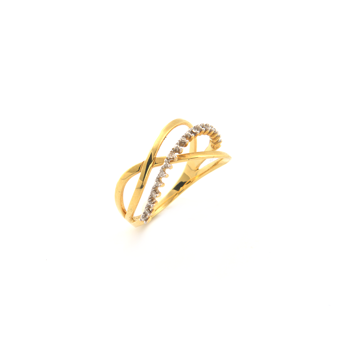 Anel em ouro amarelo 18K com diamantes